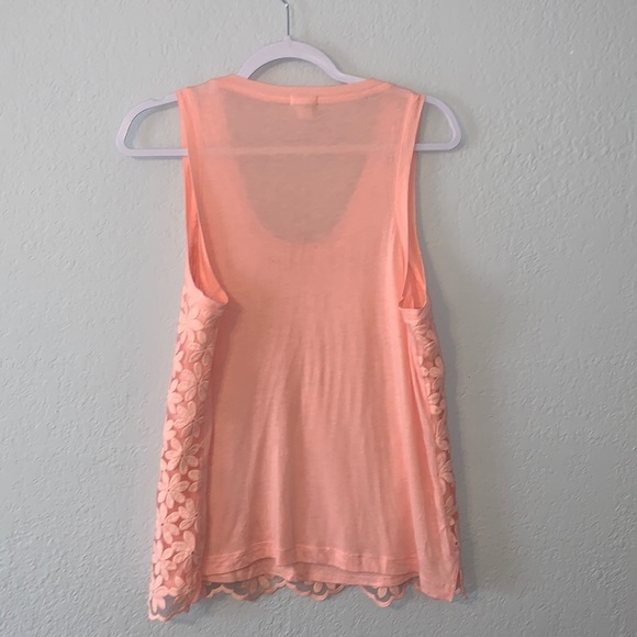 J. Crew Pink Floral Embroidered Sleeveless Blouse size Medium - Picture 6 of 7